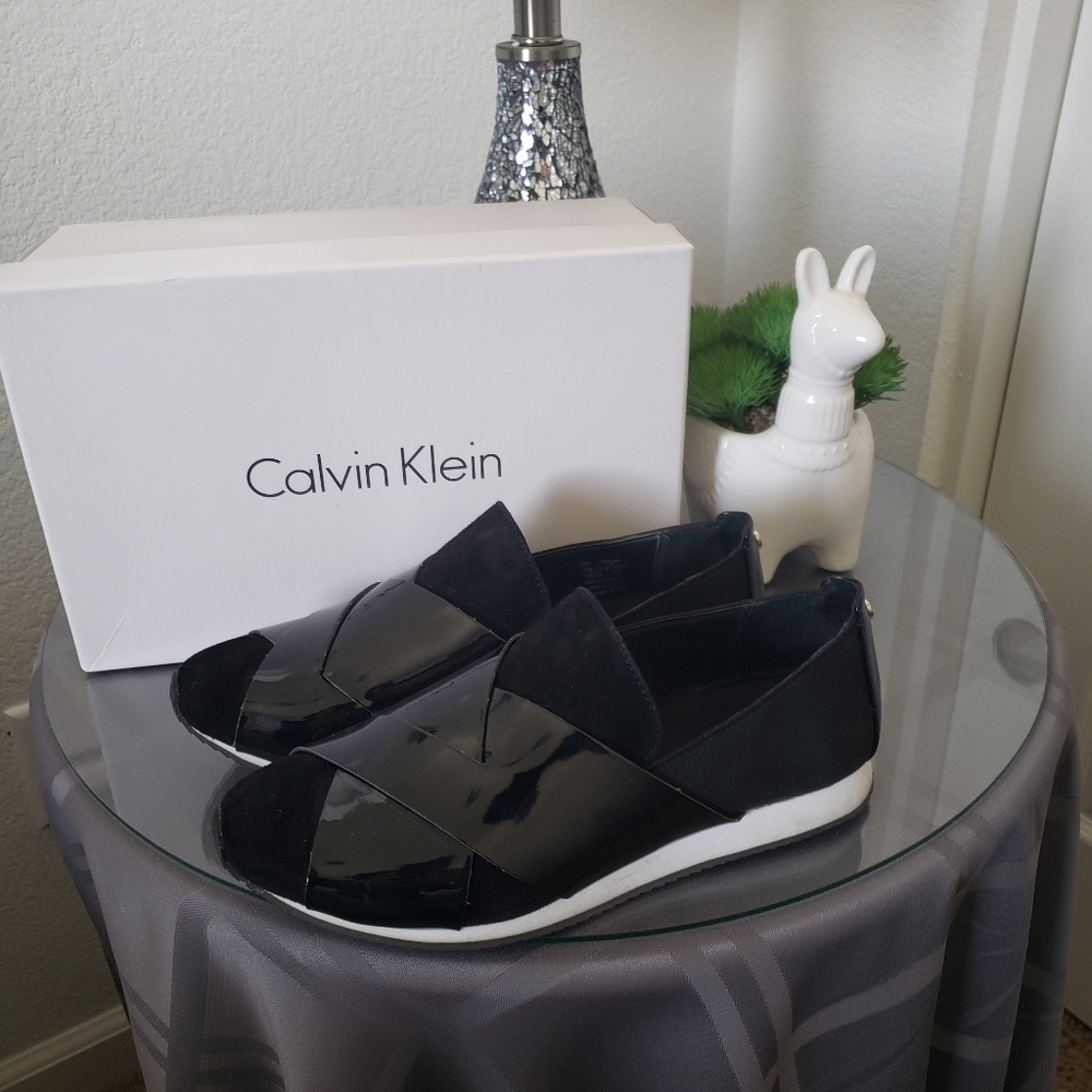 Calvin Klein Fox Slip On Sneaker Size 6M